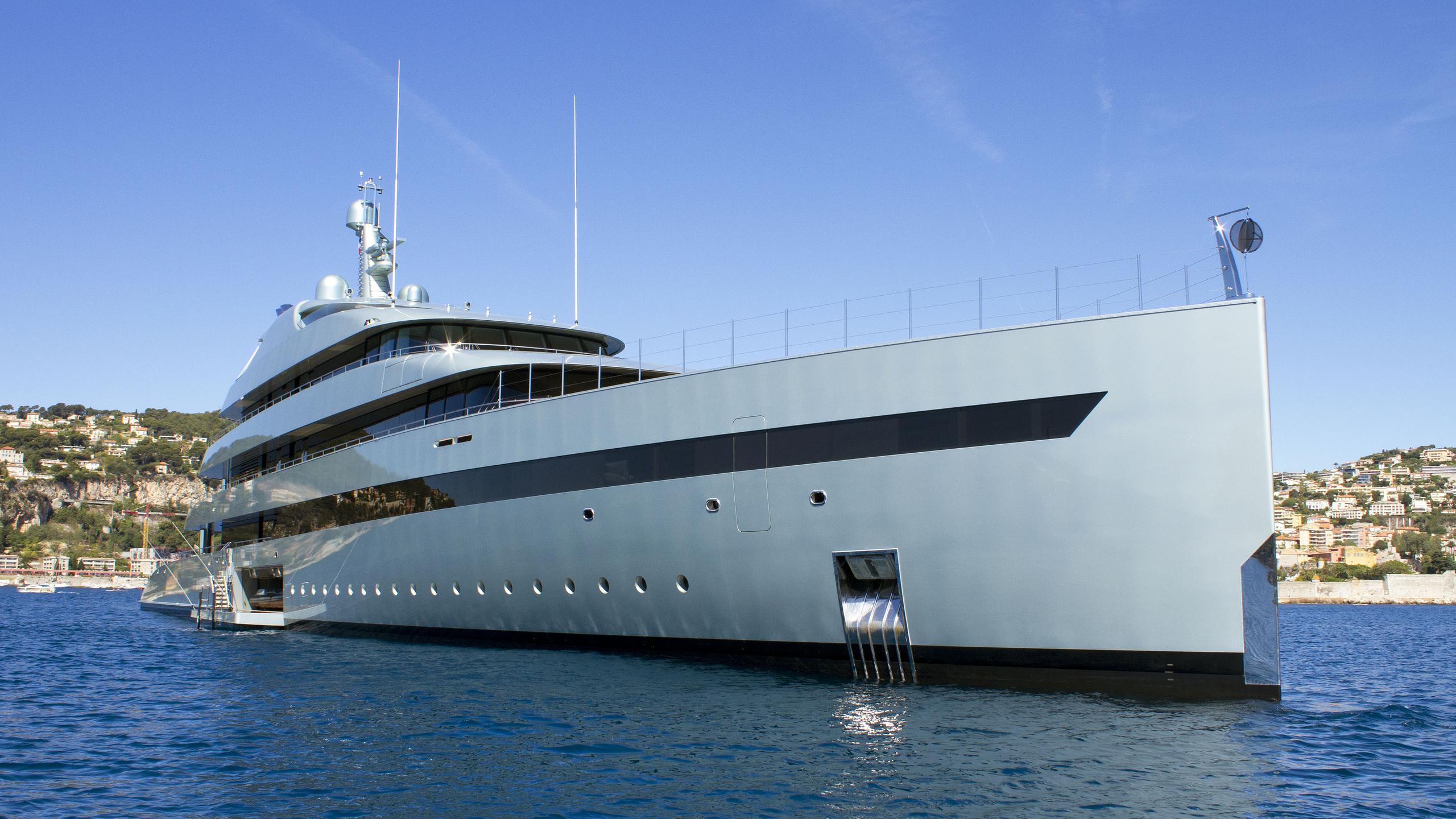 Feadship Savannah